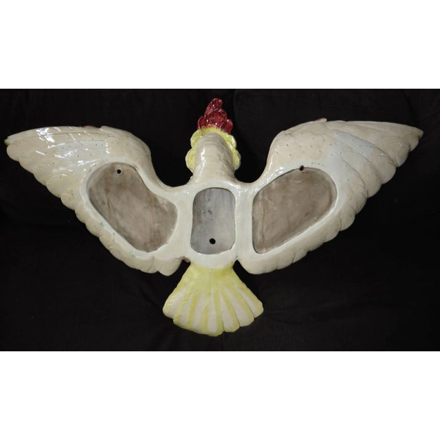 De Sarreguemines Oversize Majolica Parrot Applique Sarreguemines, circa 1870 For Sale - Image 4 of 6