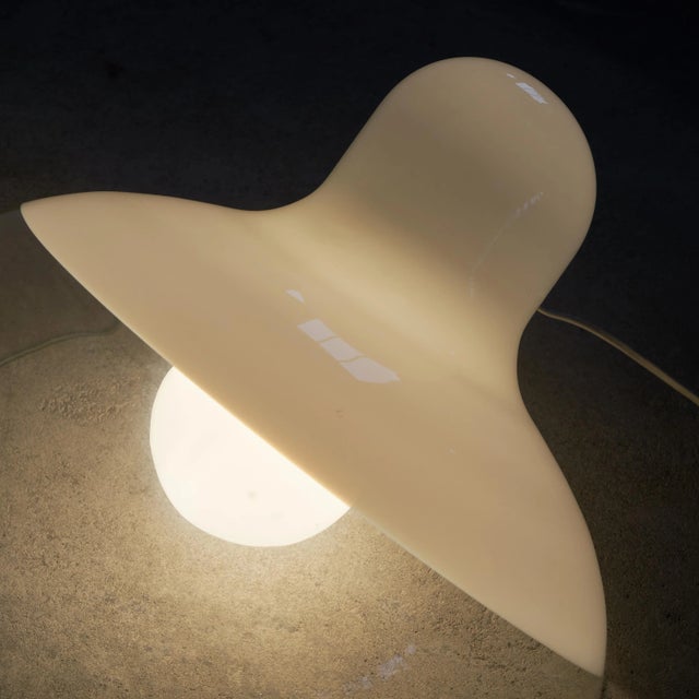 Glass Large Floor Lamp attributed to Gino Viscosi for Vistosi Vetreria, 1970s For Sale - Image 7 of 10