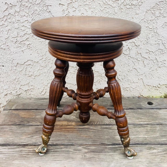 Farmhouse Early 1900s Adjustable Oak Piano Stool With Glass Ball Claw Feet For Sale - Image 3 of 12