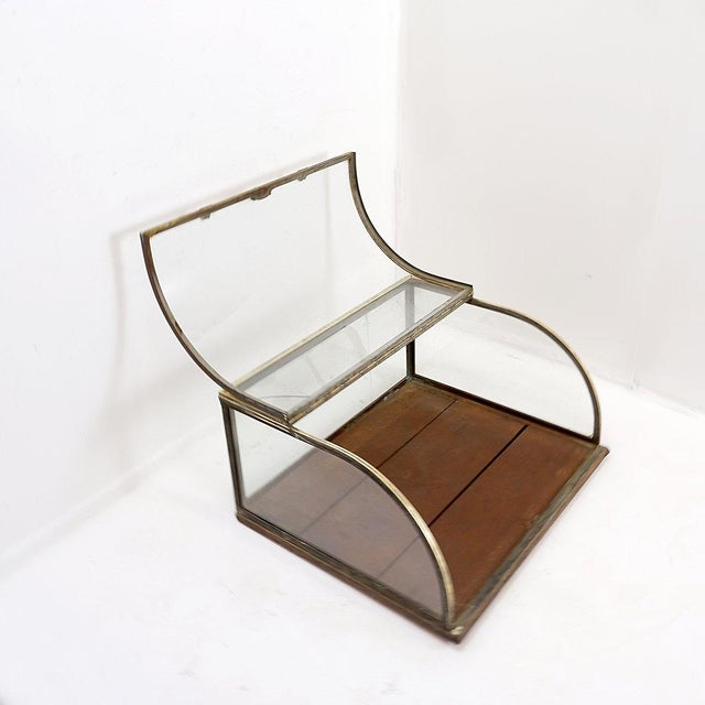 Countertop Display Cabinet Measures : 70x60cm H: 34cm Materials : Glass - Brass - wood Charming gilt brass countertop...