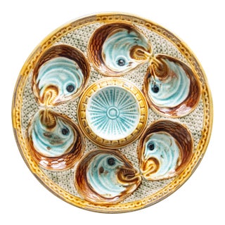 19th Century French Onnaing Majolica Fish Heads Oyster Plate For Sale
