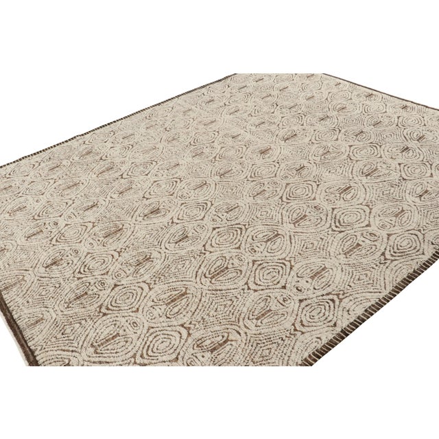 Rug & Kilim Rug & Kilim’s Moroccan Style Rug in Beige-Brown With Geometric Patterns For Sale - Image 4 of 7