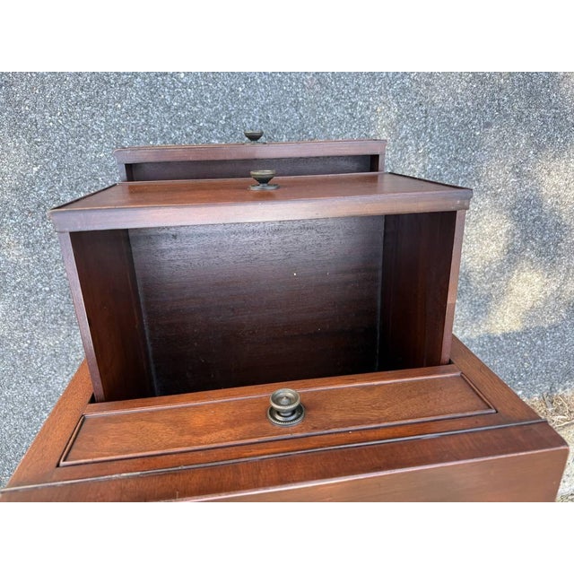 Early 20th Century Pair of Regency Style Inlaid Mahogany Three Drawer Bedside Tables/ Nightstands For Sale - Image 9 of 18