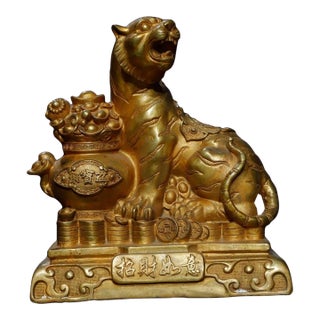 Late 19th Century Gilt Bronze Tiger With Treasure Vase, 2.9kg For Sale