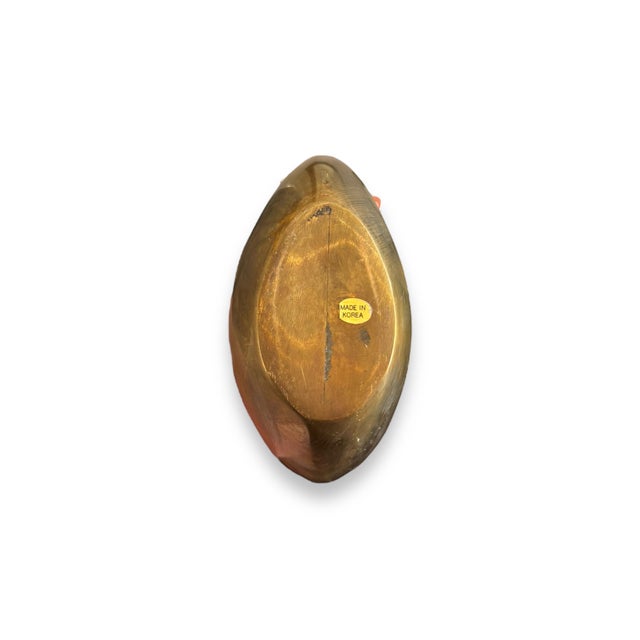 Set of 2 - 1980s Brass Swans For Sale - Image 4 of 4