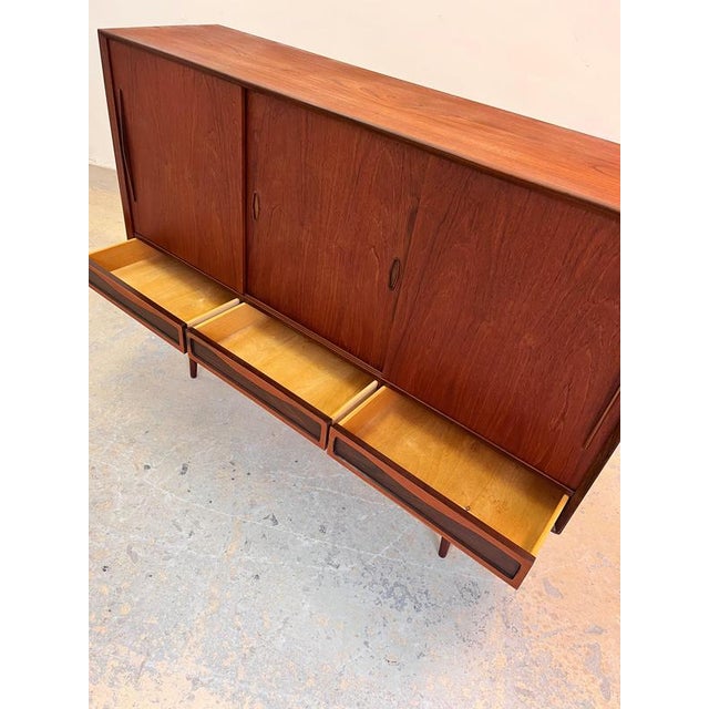 High Sideboard in Teak, Denmark, 1960s For Sale - Image 4 of 11