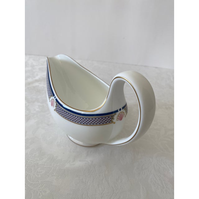 White Vintage Exquisite Wedgwood Waverley Bone China Gravy Boat and Under-Plate Mint Condition For Sale - Image 8 of 12