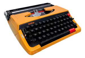Yellow Deluxe 250TR Typewriter with Case from Brother, 1970s