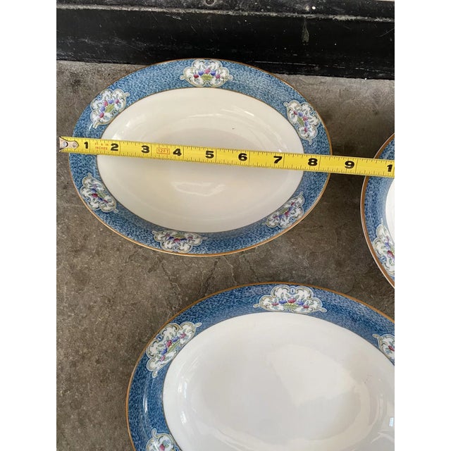 Antique J. & G. Meakin Floral Motif Serving Ironstone Nesting Dishes, Newark- Set of 3 For Sale - Image 9 of 12