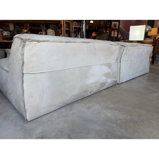Italian Paola Navone for Baxter “Miami Soft” Modular Leather Sofa With Two Ottomans For Sale - Image 11 of 18