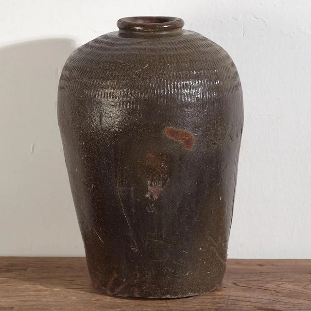 Antique Chinese Ceramic Vase in Dark Tones, 1900s For Sale - Image 5 of 8