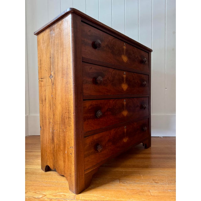 American Early 19th Century American Chest of Drawers For Sale - Image 3 of 9
