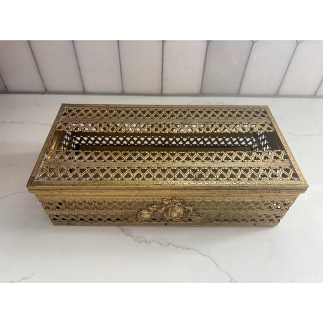 Offered is a vintage metal brass tissue box cover. Adds instant character and charm to any living space. Lovely, timeless...