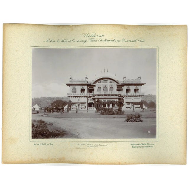 India. Gwaliar - Dak Bungalow - 29 Janner 1893 - is an original vintage photo realized during a journey throughout the...