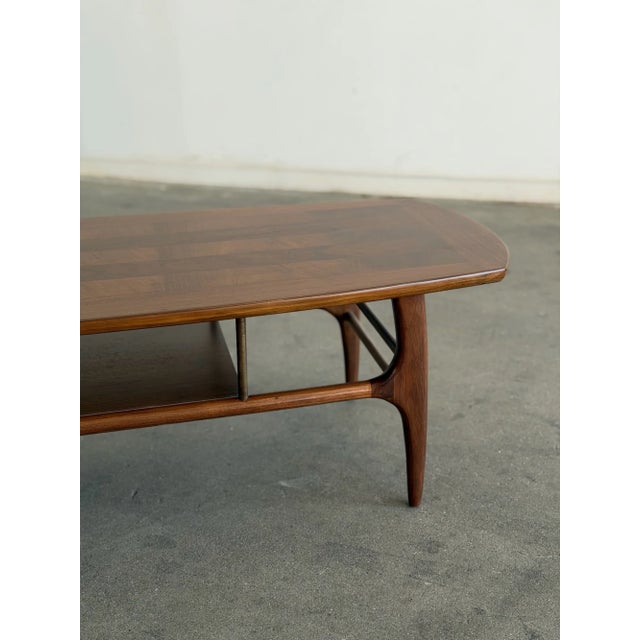 1950s Sculptural Coffee Table in Walnut For Sale - Image 10 of 15