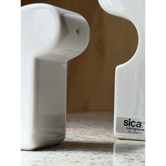 Mid-Century Modern Vintage Salt & Pepper Shakers by Pino Spagnolo for Sicart, 1970s, Set of 2 For Sale - Image 3 of 18