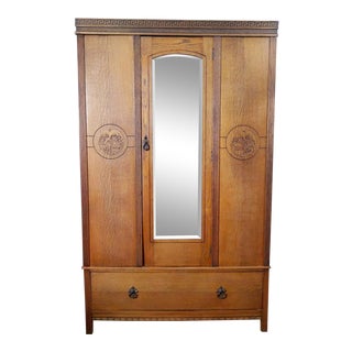 19th Century English Traditional Greek Key and Quarter Sawn Oak Armoire For Sale