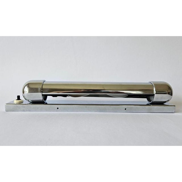 - very nice style of lighting - never used - adjustable - new electricity Up to 250V (Europe/UK Standard).The wiring of...