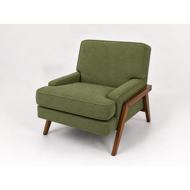 Mid-Century Modern Mid Century Modern Lounge Chairs. - Pair For Sale - Image 3 of 4