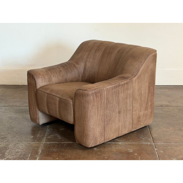 Mid-Century Modern Vintage 1970s DeSede Ds-44 Buffalo Leather Lounge Chairs For Sale - Image 3 of 16
