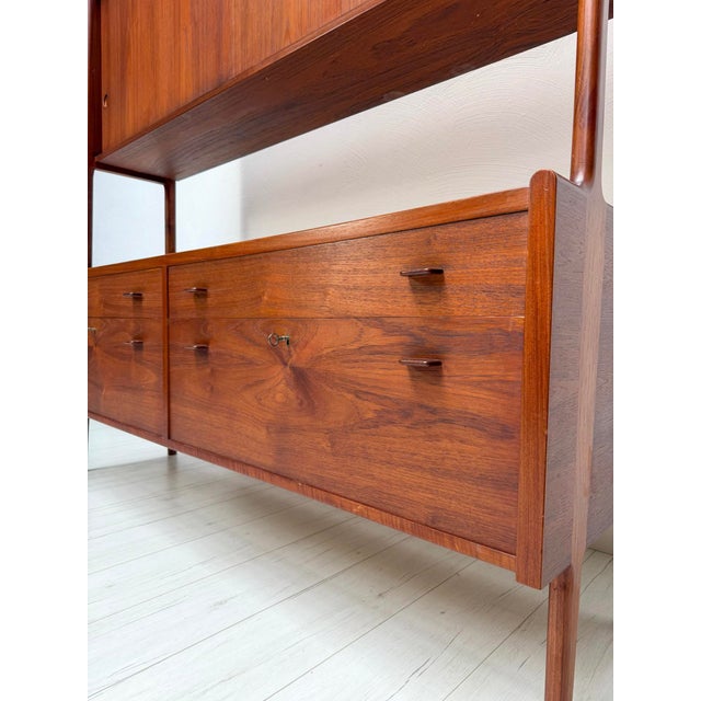 Mid-Century Modern Vintage Danish RY20 Sideboard in Teak by Hans J. Wegner for Ry Møbler, 1950s For Sale - Image 3 of 18