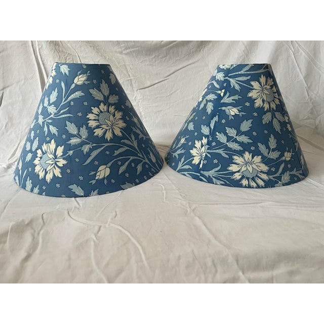 Brunschwig & Fils Brunschwig & Fils Verrières Lampshades a Pair For Sale - Image 4 of 12