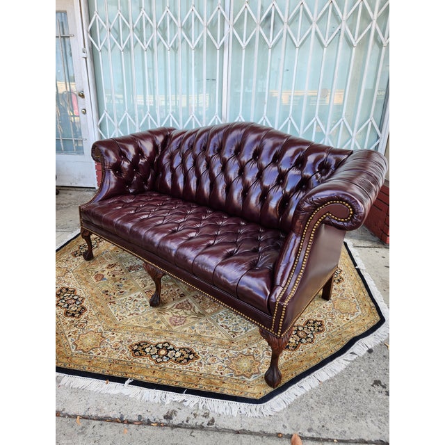 1970s Vintage Chesterfield Tufted Leather Loveseat For Sale - Image 5 of 12