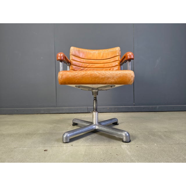 Italian Modern Steel and Leather Office Chair by Ettore Sottsass for Poltronova, 1970 For Sale - Image 10 of 12