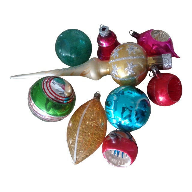 Set of 8 Christmas Orbs With a Tree Topper For Sale