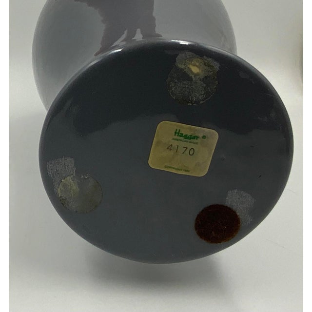 American 1984 Haeger #4170 American Made Gray Vase with Sticker on Base For Sale - Image 3 of 11
