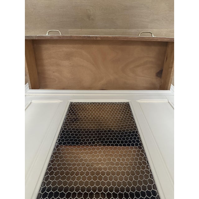 French Art Deco Painted Armoire with Chicken Wire Door, 1930s For Sale - Image 14 of 16