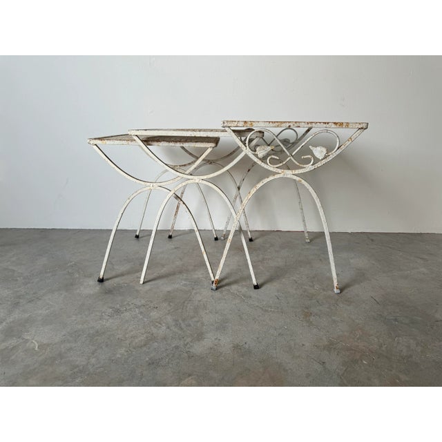 70's Mid-Century Salterini Style Wrought Iron Nesting Patio Side Tables - Set of 3/ Sold For Sale - Image 10 of 12