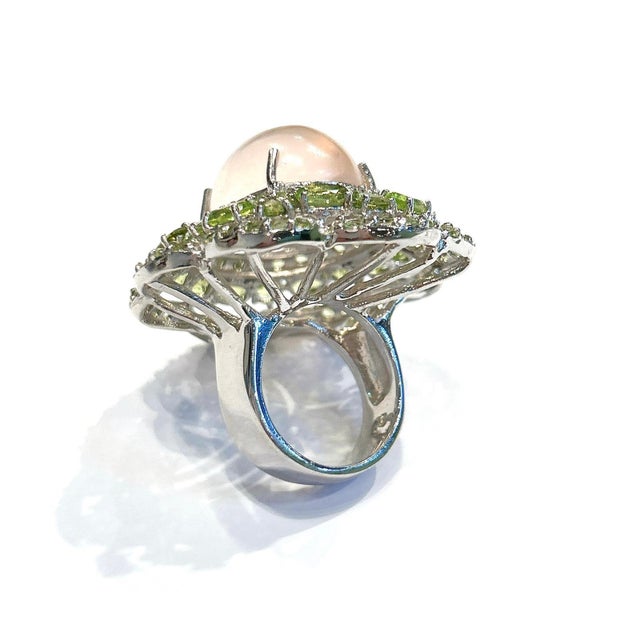 Bochic "Capri" Vintage Pink Quartz & Paridot Cocktail Ring 18K Gold & Silver For Sale - Image 18 of 18