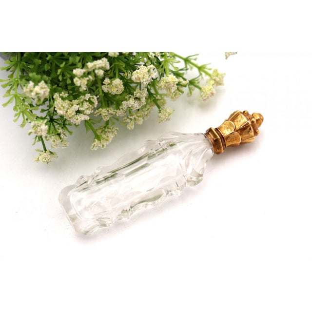 Faceted Glass and Gold Flask, 19th Century For Sale - Image 4 of 6