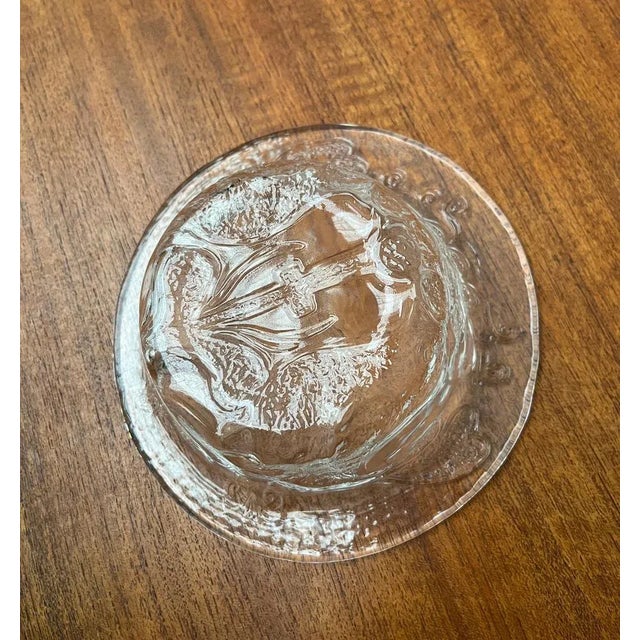 1960s Mid-Century Swedish Glass Bowl with Bird Design from Kosta Boda, 1960s For Sale - Image 5 of 11