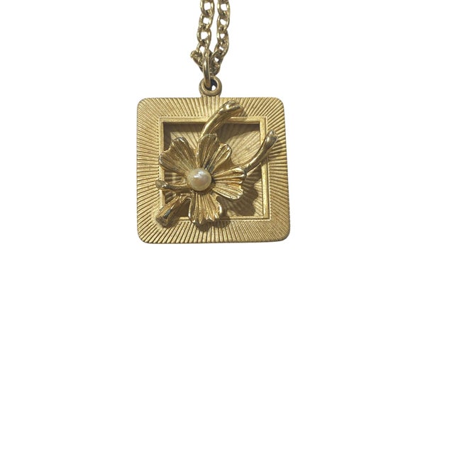 Mid-Century Modern #88 Vintage Gold Tone Square Pendant and Chain With Flower For Sale - Image 3 of 7