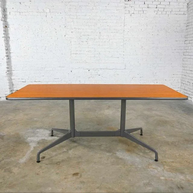 Vintage Mid-Century Modern Eames for Herman Miller Segmented Taupe Base Table With Rectangular Top For Sale - Image 13 of 13