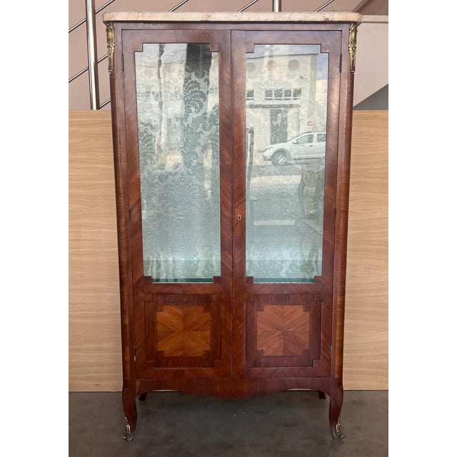 Late 19th Century Louis XVI Style Showcase Vitrine in Walnut with Geometrical Marquetry For Sale - Image 16 of 18