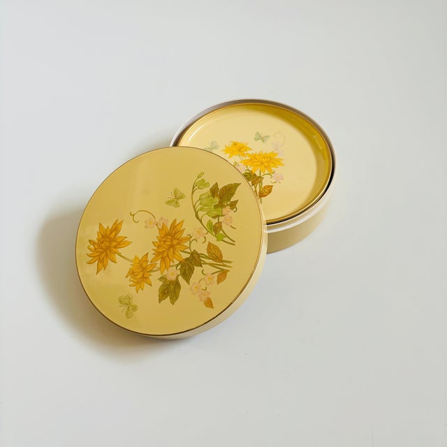 Mid-Century Modern Yellow Lacquerware Floral Coaster Set For Sale - Image 3 of 13
