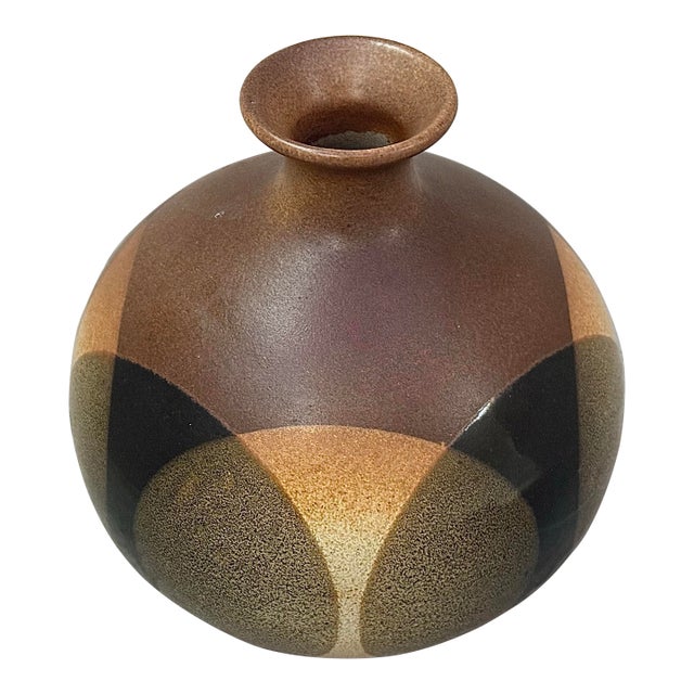 Vintage Robert Maxwell Mid-Century Modern Art Pottery Vase, Vessel for Pottery Craft With Earth-Tone Overlapping Contrasting Circles in a Salt Glaze For Sale