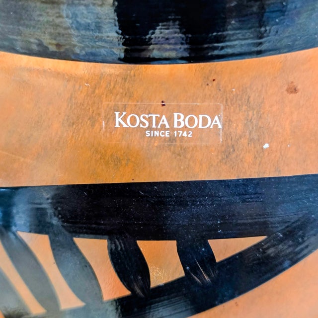 Kosta Boda Caramba “Adam & Eve” Snake Motif Orange Art Glass Vase by Ulrica Hydman‑Vallien, Large For Sale - Image 9 of 13