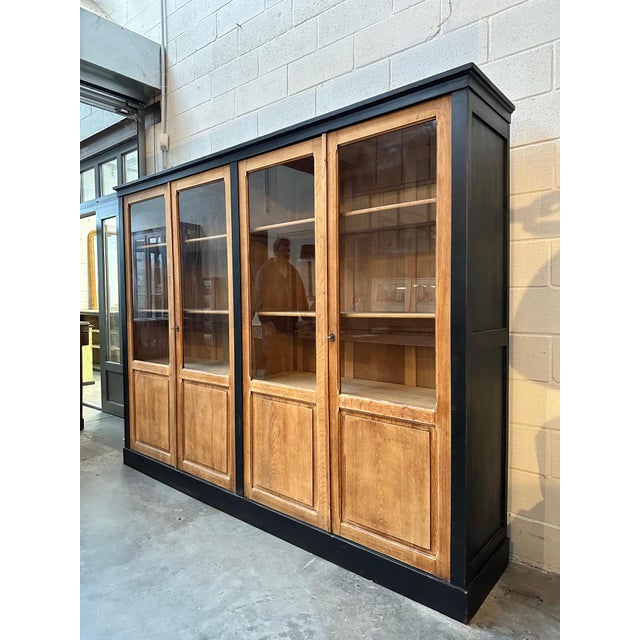 Early 20th Century Display Cabinet For Sale - Image 6 of 13