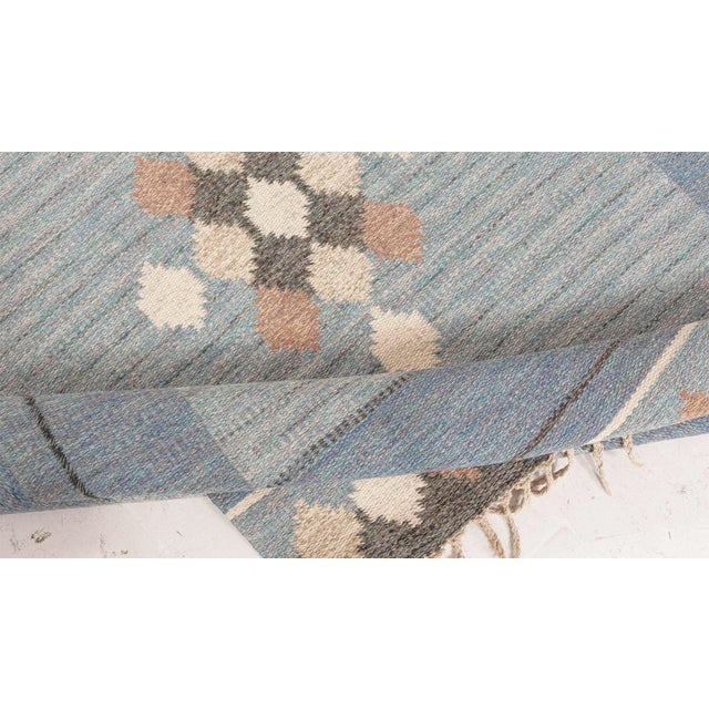 1940s Scandinavian Mid-Century Ivory Flatweave Carpet By Ingegerd Silow For Sale - Image 5 of 9