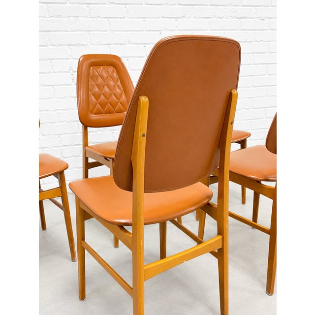 Set of 5 - Mid Century Modern Scandinavian Dining Chairs | Diamond Stitched Upholstery, C. 1960's For Sale - Image 13 of 14
