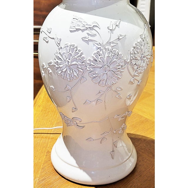 Traditional 1970s Porcelain Floral Table Lamps - a Pair For Sale - Image 3 of 6