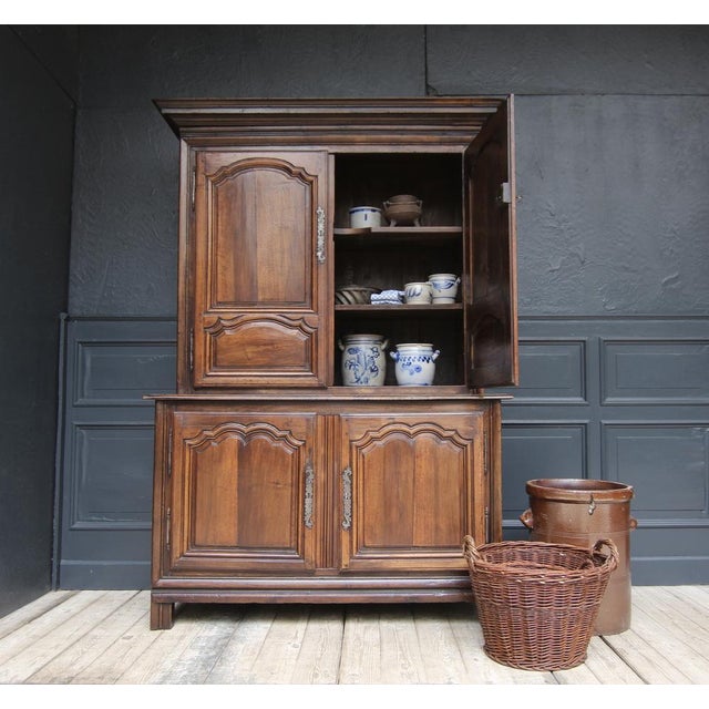 French Buffet À Deux Corps in Walnut For Sale - Image 5 of 18