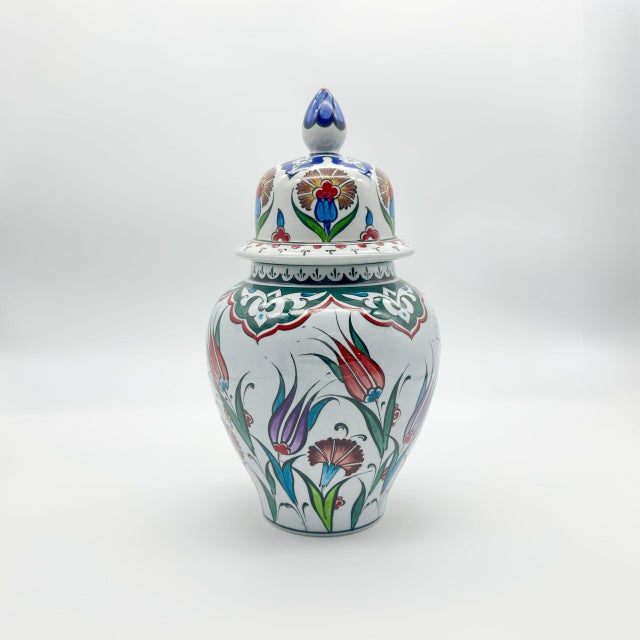 2020s Handmade Ceramic “Kupecik” Ginger Jar (20cm) – Vibrant Spring Garden Pattern – Lidded Home Decor For Sale - Image 5 of 9