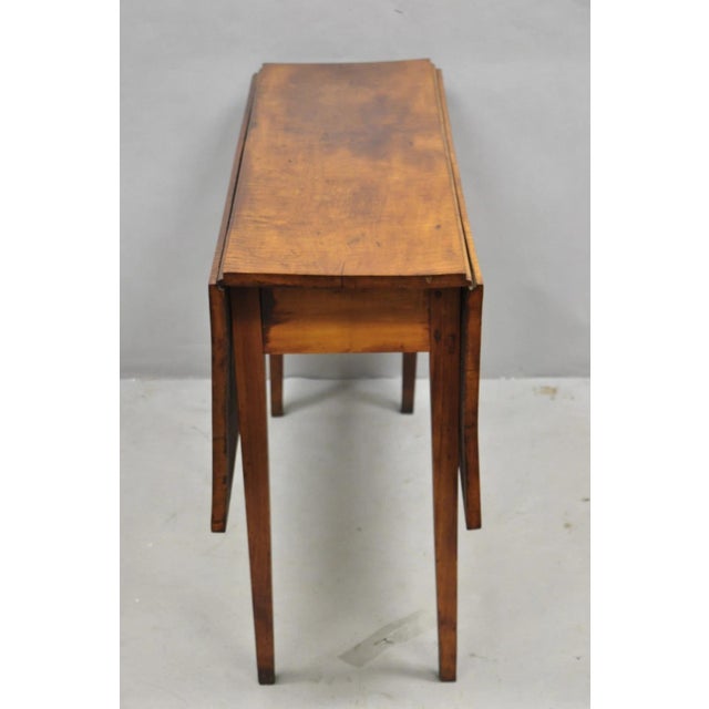 Wood Antique American Federal Tiger Maple Narrow Drop Leaf Breakfast Dining Table For Sale - Image 7 of 18