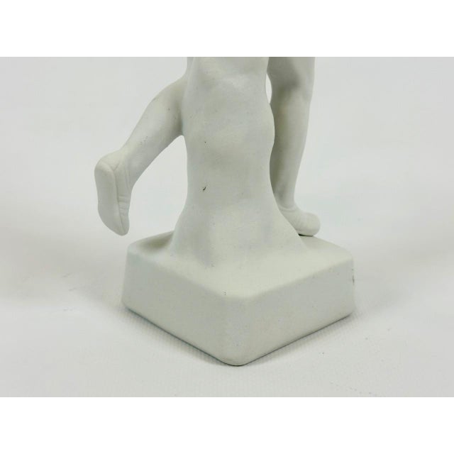 Art Deco Berlin Olympic Games Bisque Torch Bearer Runner Figurine, 1936 For Sale - Image 4 of 8