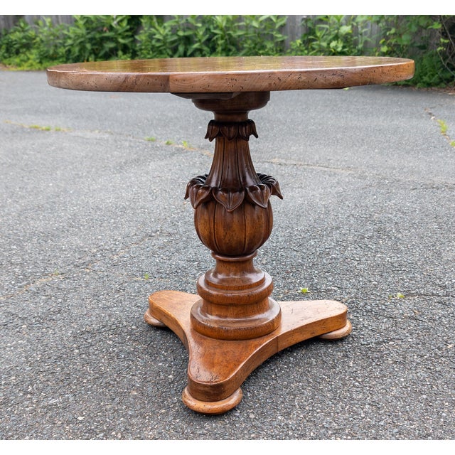 Early 20th Century Early 20th Century Italian Walnut Round Occasional Table in Renaissance Revival Style For Sale - Image 5 of 18